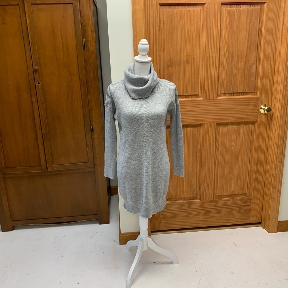 Lulu’s high cowl acrylic knit sweater mini dress L32in 21in pit MED